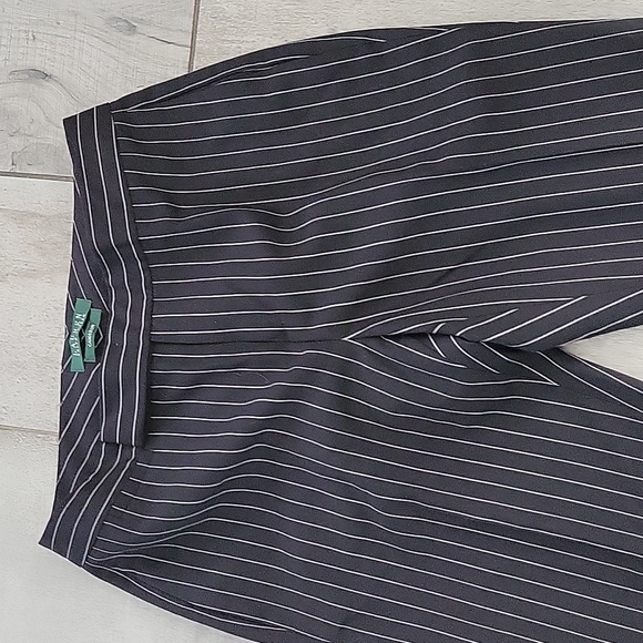 Lauren Ralph Lauren Cameron pin stripe suit in black panties  2 jacket size 4 - Picture 5 of 10